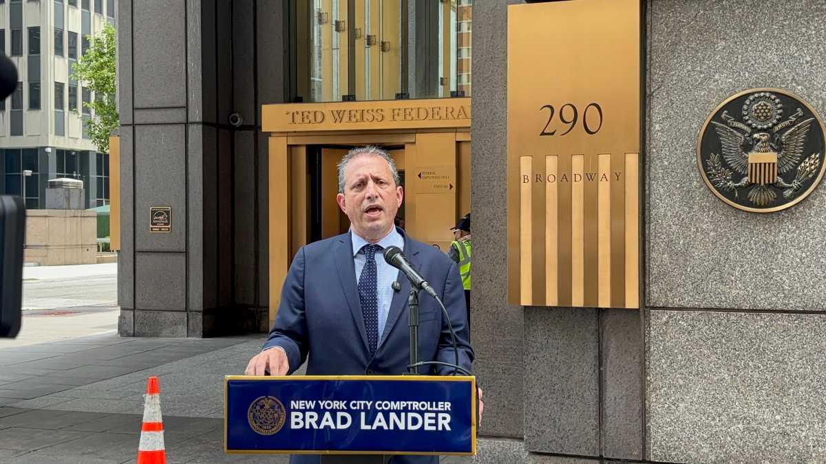 City Comptroller Brad Lander speaking at podium