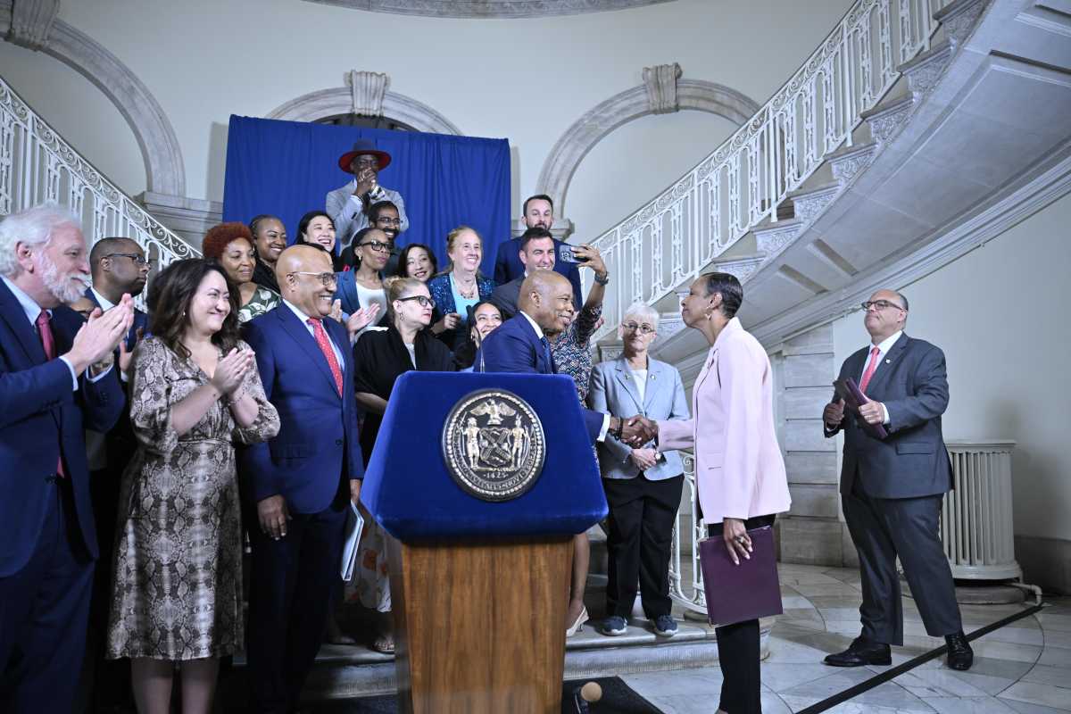 EXCLUSIVE: Mayor Adams will provide mandated funding for free homeowner trash bins amid conflict with City Council | amNewYork
