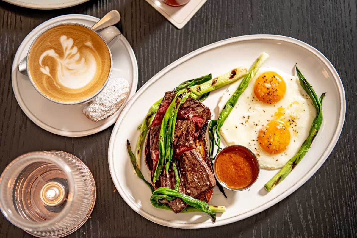 The Alderman: Midtown’s new power player serves grit, glamour and a damn good wedge salad 4