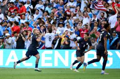 DIego Luna USMNT Gold Cup Guatemala
