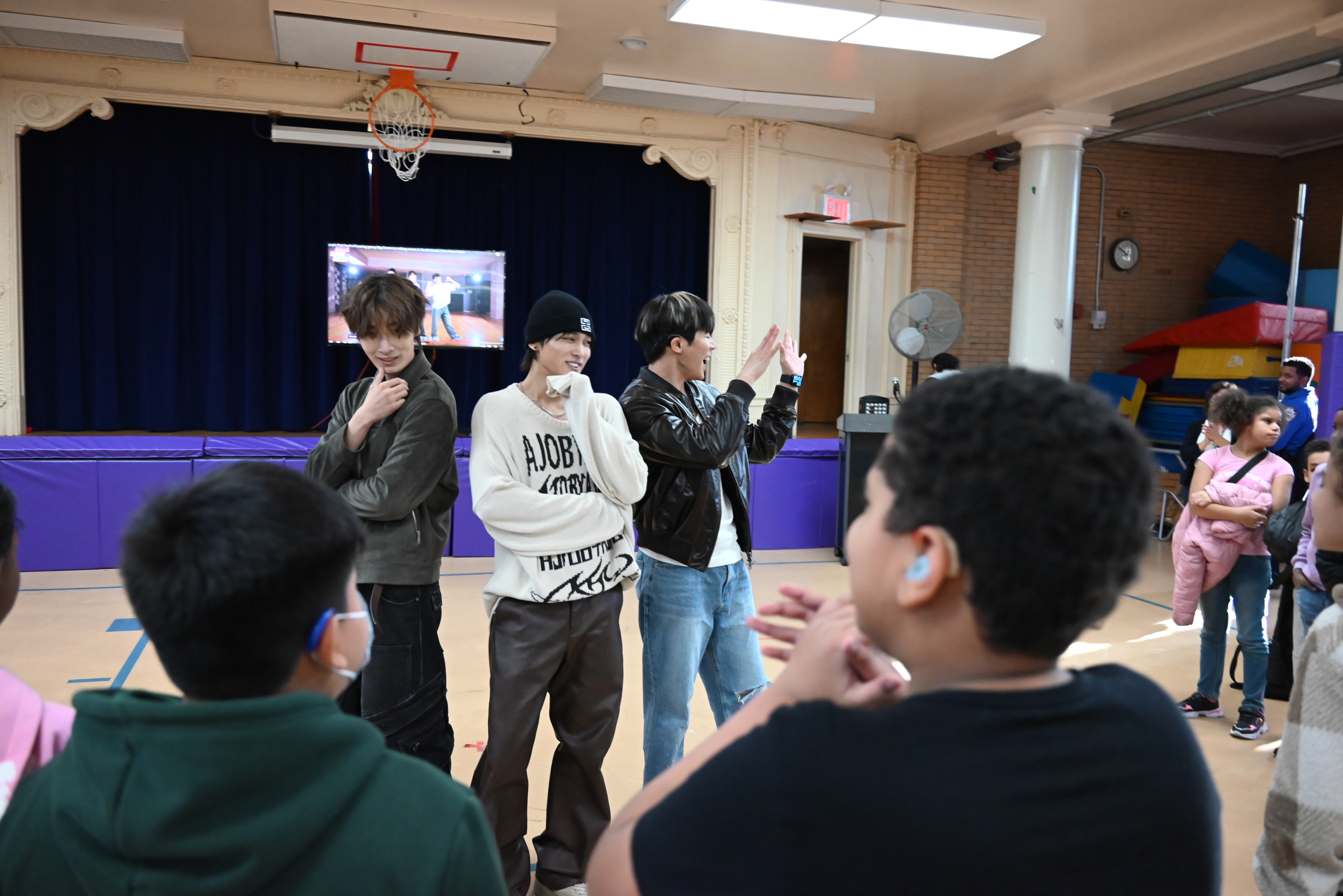 Big Ocean met the children of St. Jospeh School for the deaf.