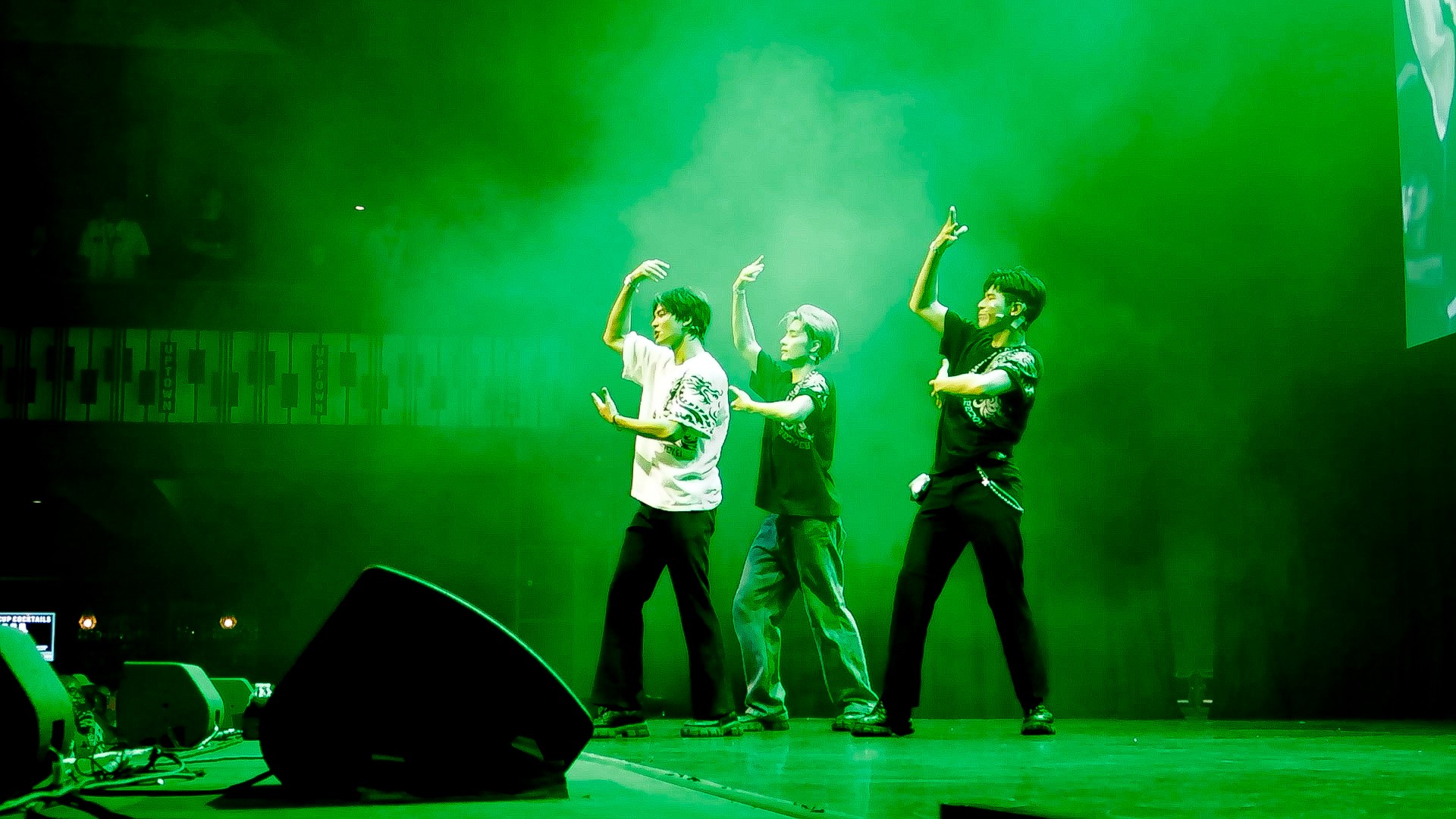 Big Ocean performing.