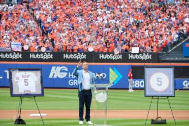 David Wright’s No 5 Joins Mets Legends in Queens, World Series Wait Continues