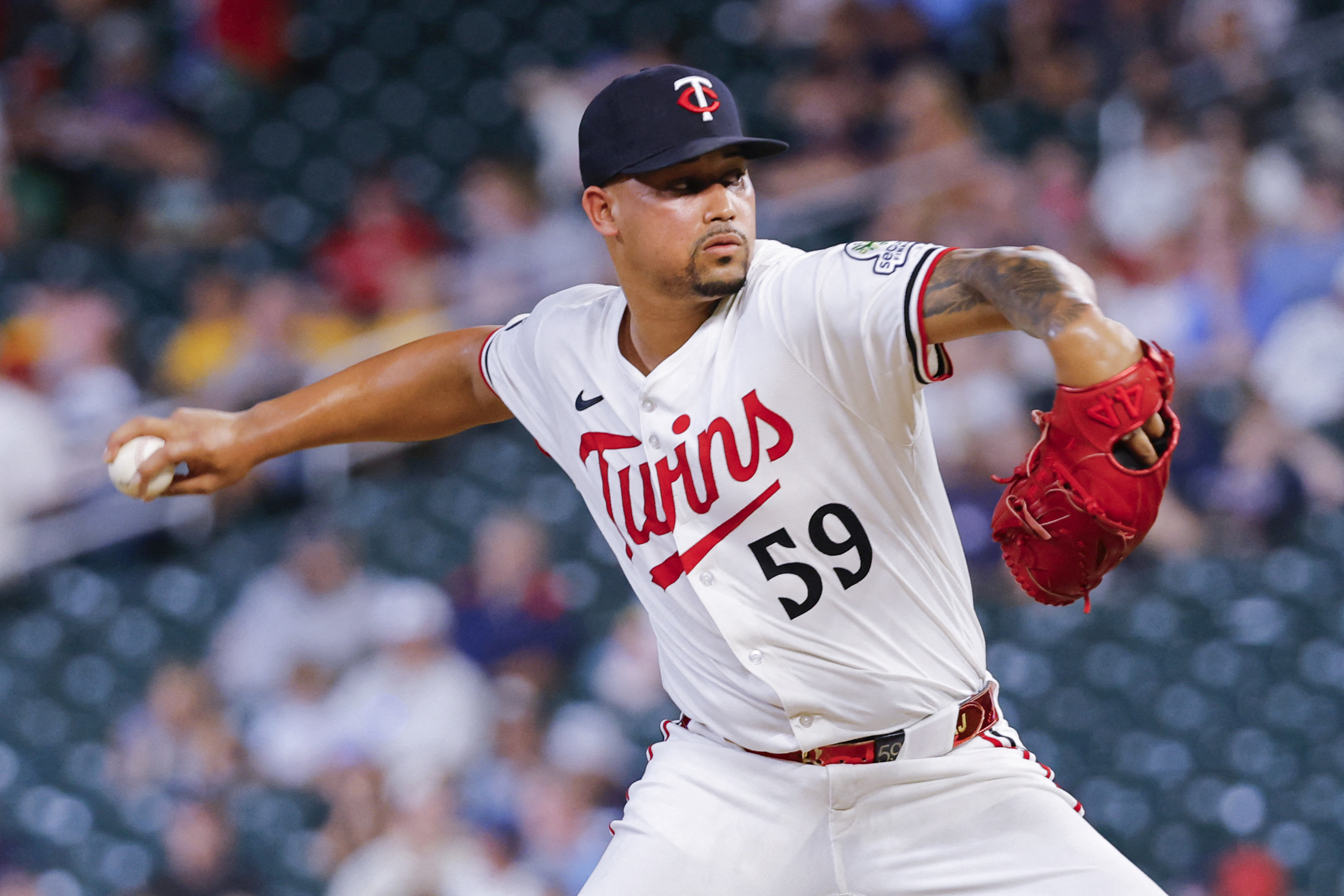 Mets, Yankees in battle for Jhoan Duran | amNewYork