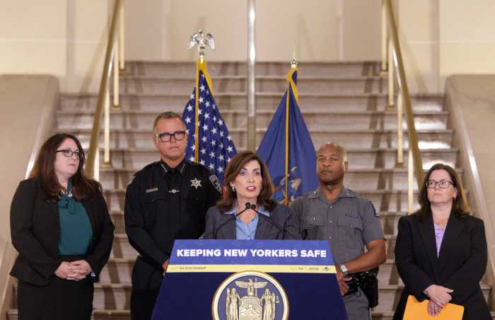 Governor Kathy Hochul makes a discovery announcement.