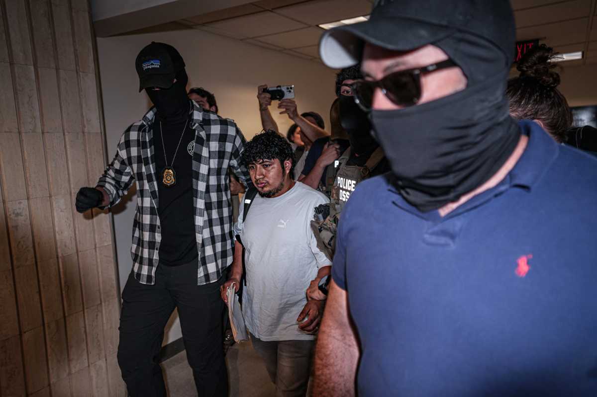ICE in courts: More immigrants cuffed in Lower Manhattan as legal groups look to preserve and expand New York’s immigration protections 4