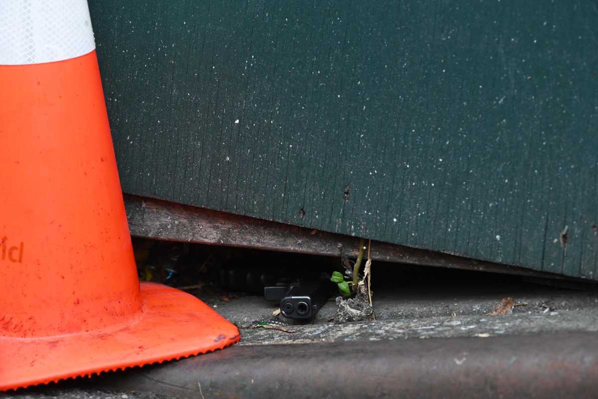Brooklyn mass shooting: Three dead, nine injured after gunfire erupts in restaurant 4