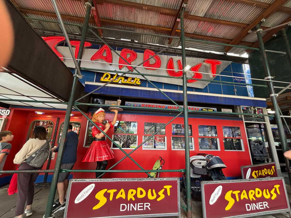 Ellen's Stardust Diner.