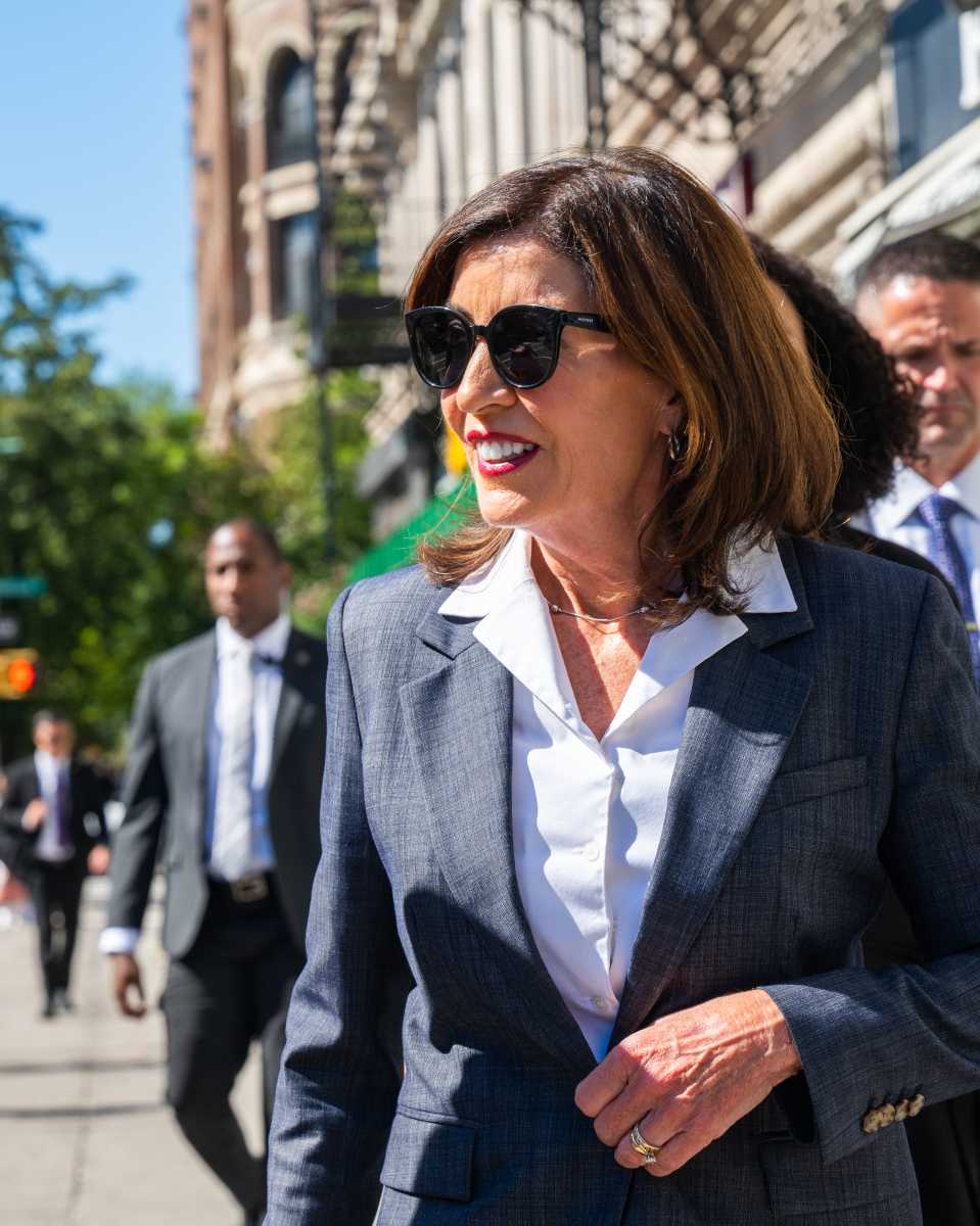 Gov Kathy Hochul smiling with sunglasses