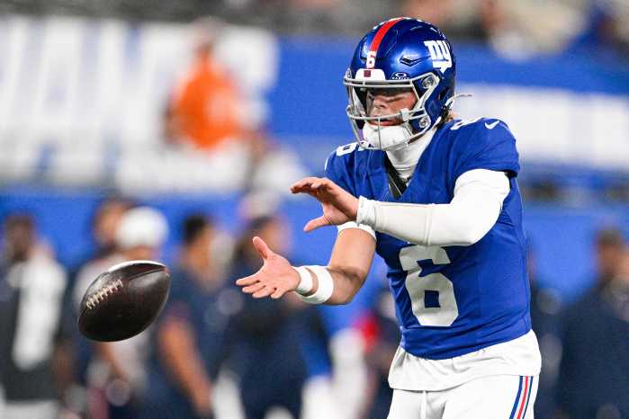 Jaxson Dart Giants preseason snap