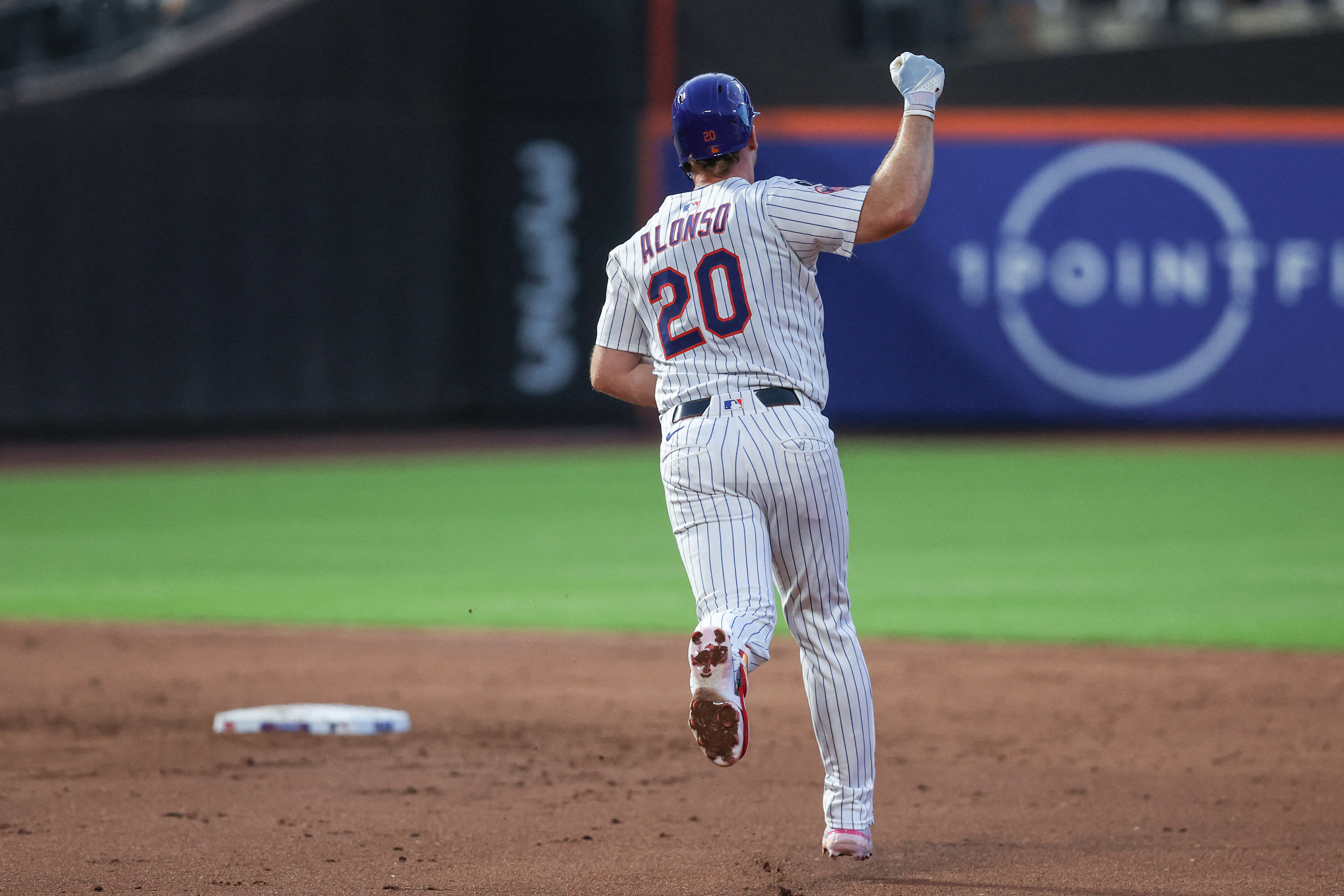 Pete Alonso 253 round bases Mets