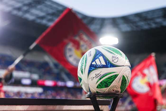 Red Bulls Eder Valencia obit