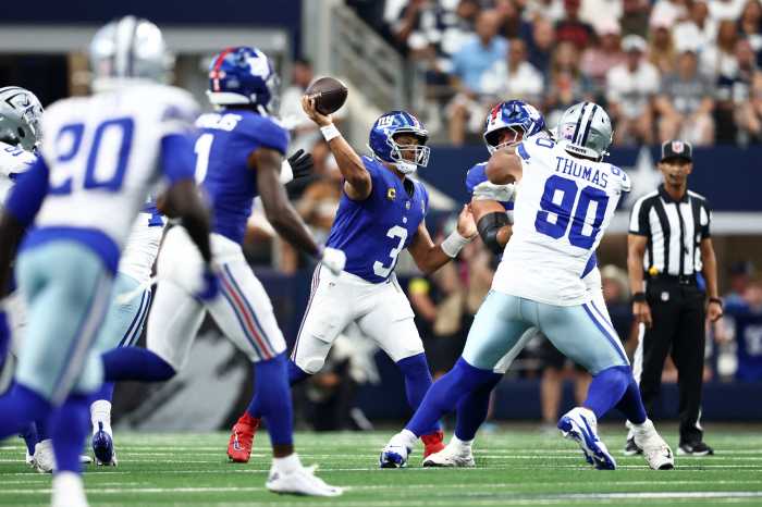 Russell Wilson Giants Cowboys