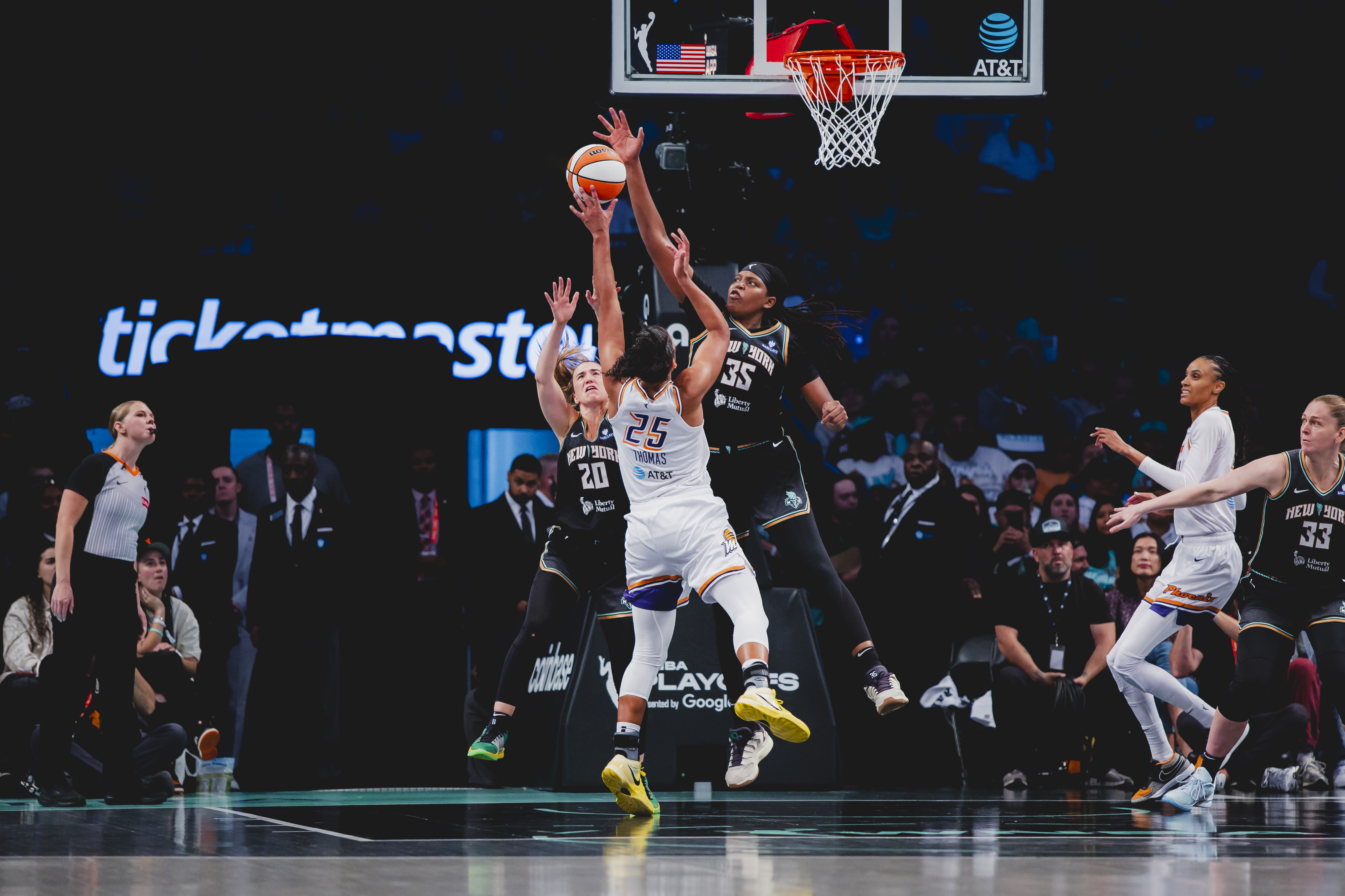 Liberty crumble against Mercury, forced into Game 3 2 September 17th, 2025; New York Liberty fall to the Phoenix Mercury 86-60 in during Round 1 Game 2 of the 2025 WNBA Playoffs at Barclays Center in Brooklyn, NY (Brandon Todd/New York Liberty)