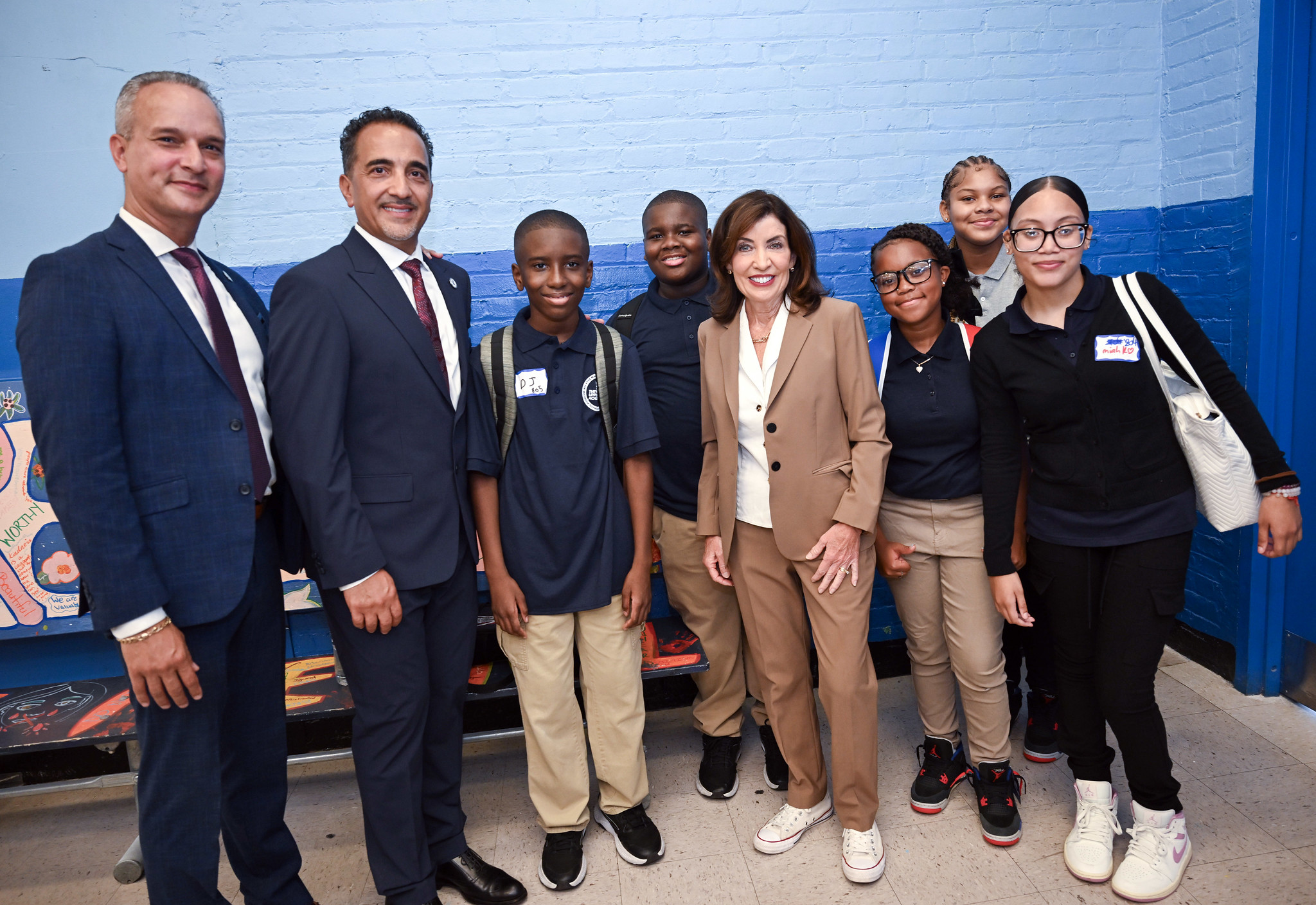 Governor Kathy Hochul highlights distraction-free schools.