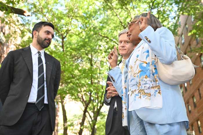 NYC Mayor’s Race: Mamdani wins Sen. Stewart-Cousins’ ‘ringing endorsement,’ capping Albany trifecta 2 Mamdani, who would be the city’s first democratic socialist mayor, framed Friday's endorsements as a sign of a new relationship between Albany and City Hall.