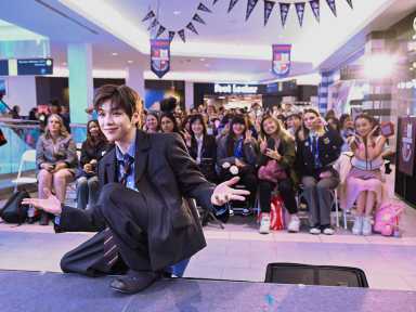 Kang Daniel in Queens