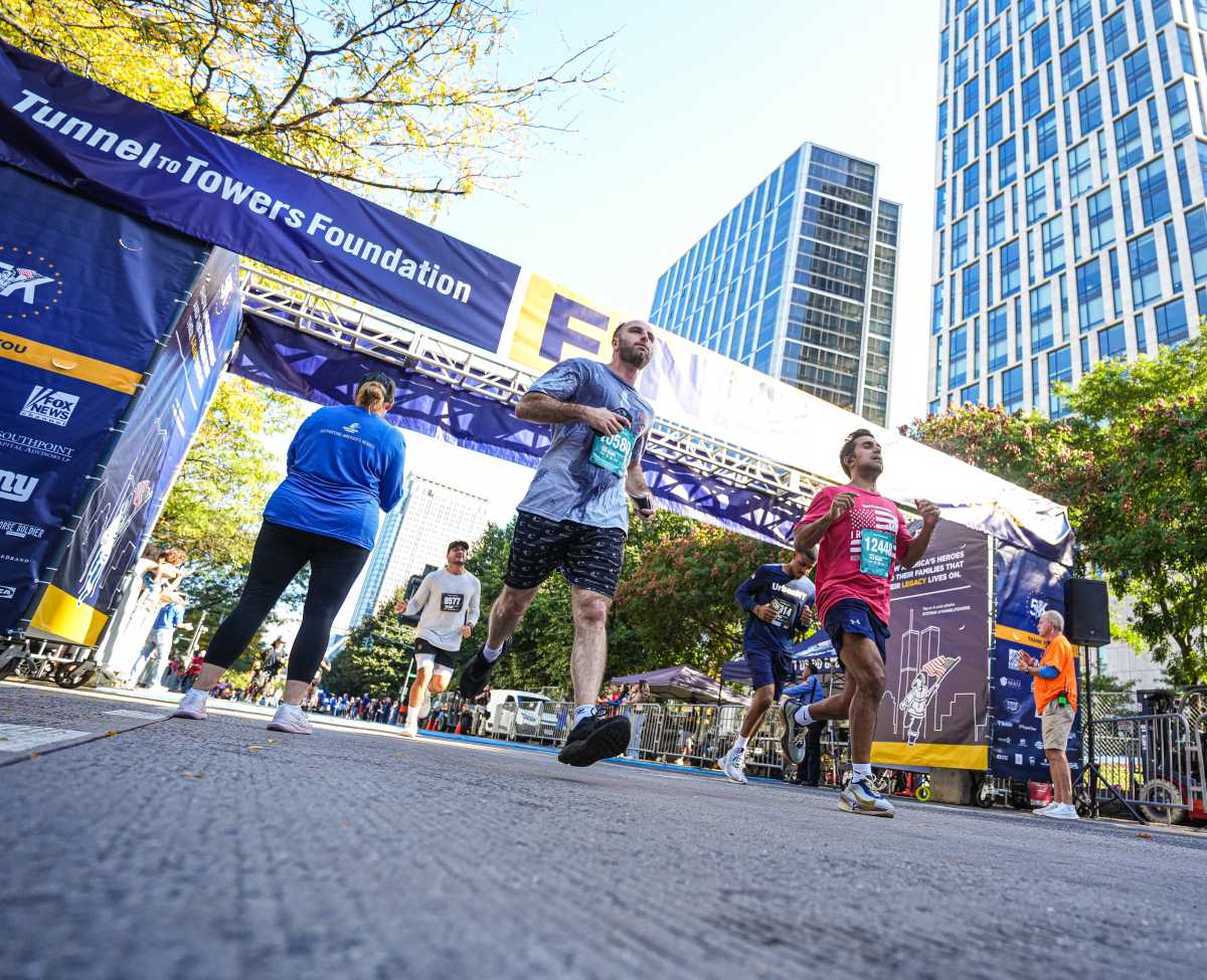 Running to remember: Tunnel to Towers 5K Run & Walk races from Brooklyn to Manhattan | amNewYork