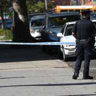 Bronx man shot dead steps away from his home in early-morning attack: cops 17 police officer stands at scene where man was shot