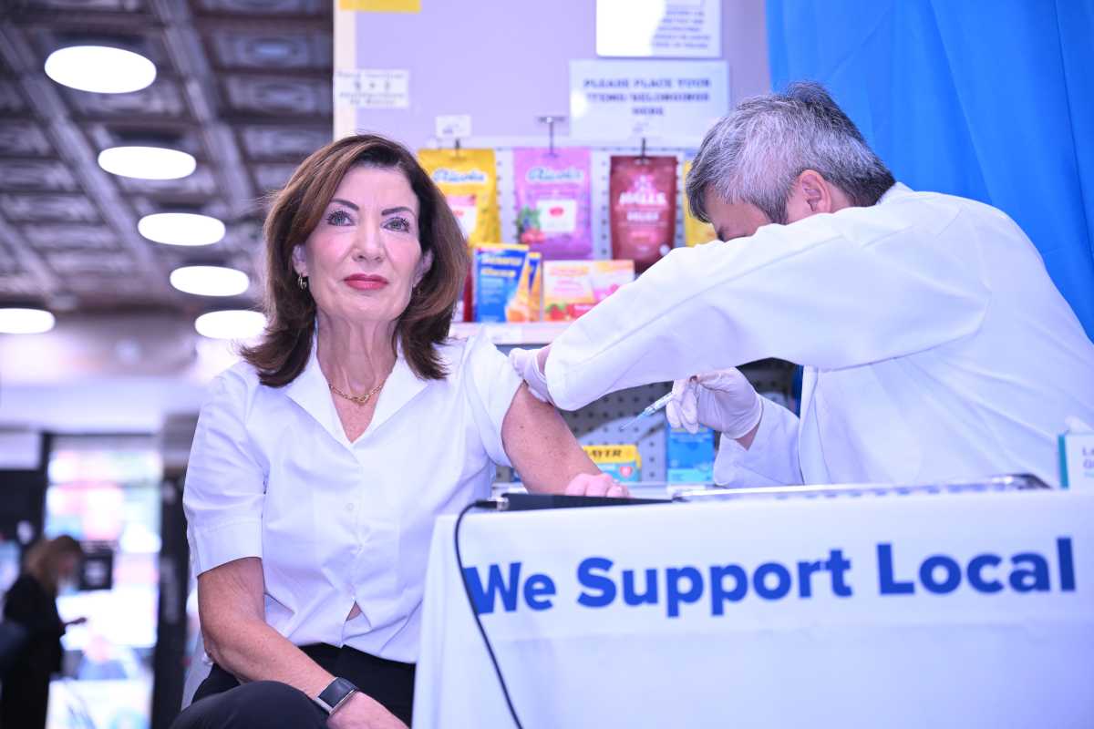 Hochul seeks to keep COVID-19 vaccine available to all New Yorkers despite RFK Jr.-led