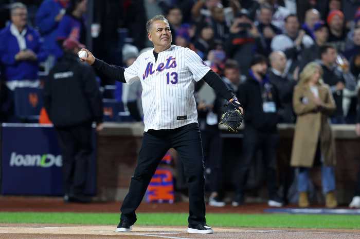Edgardo Alfonzo Mets NLCS first pitch