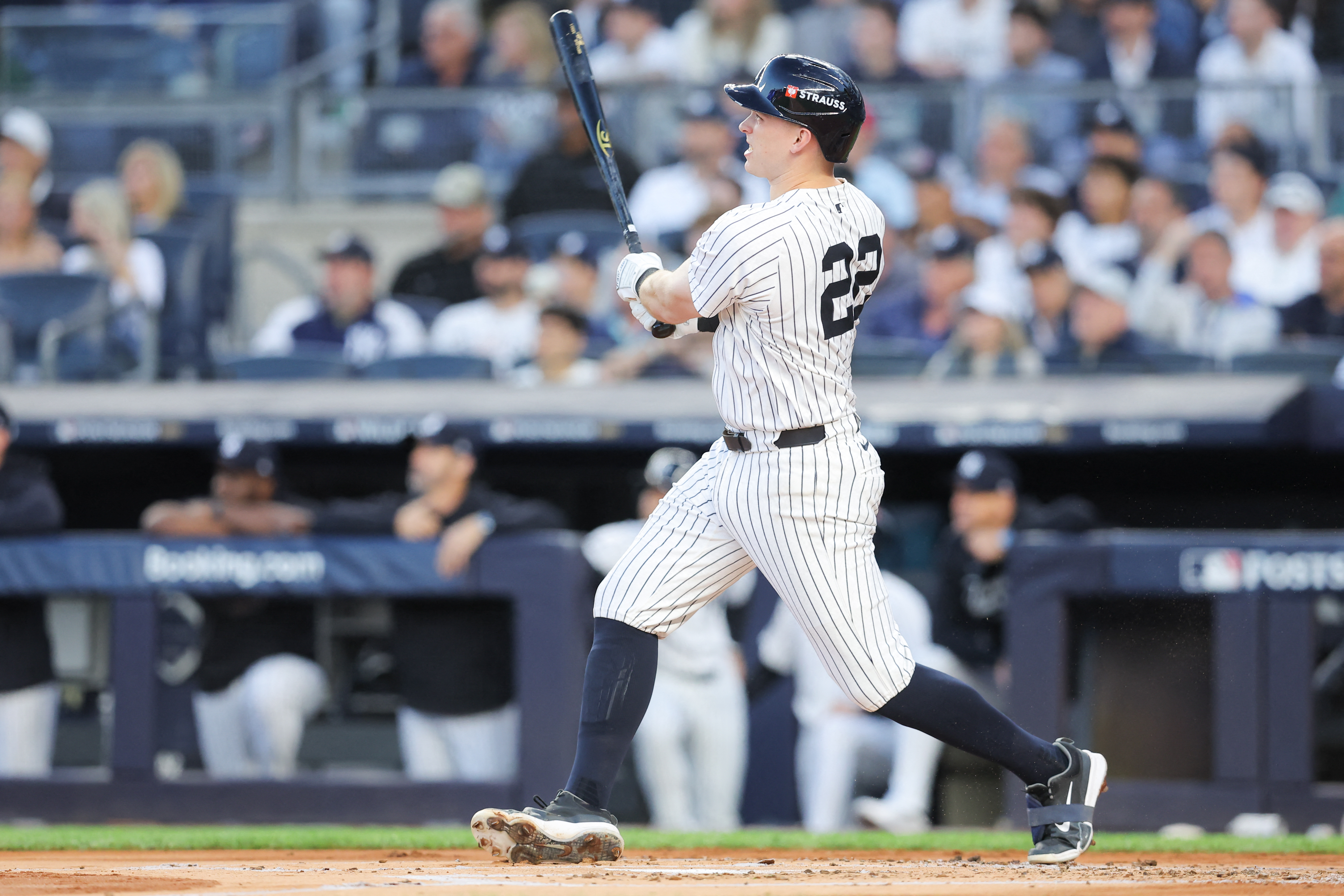 Yankees stay alive, take Game 2 from Red Sox behind Austin Wells' 8th-inning knock 2 Ben Rice home run Game 2 AL Wild Card Yankees Red Sox