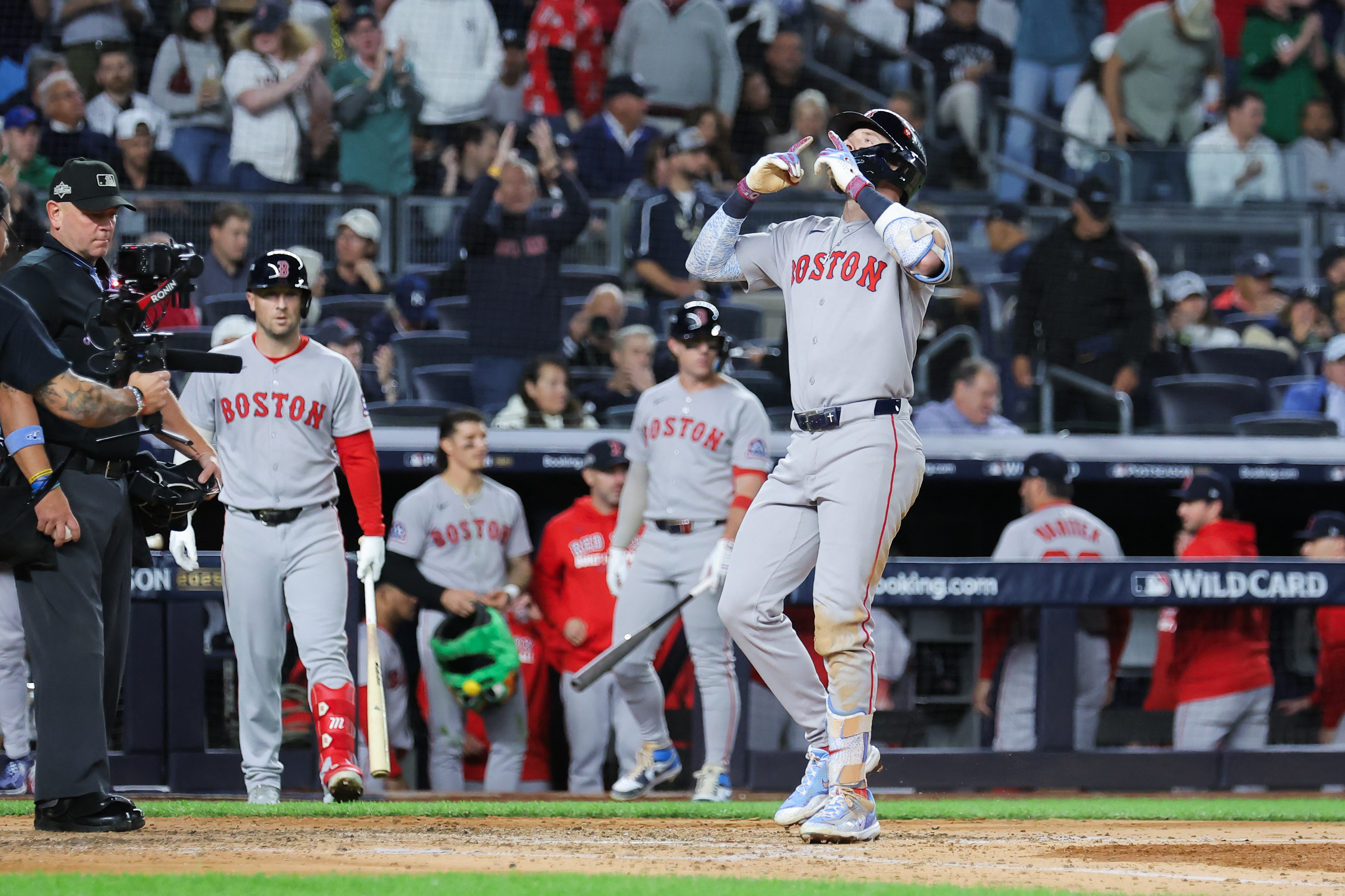 Yankees stay alive, take Game 2 from Red Sox behind Austin Wells' 8th-inning knock 3 Trevor Story home run Yankees Red Sox ALWC Game 2