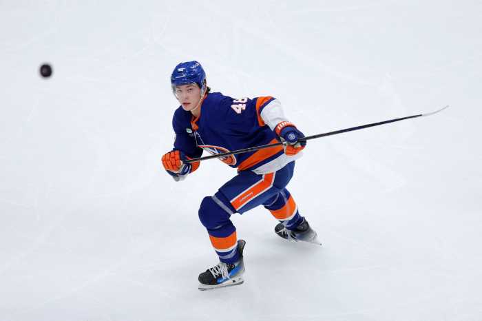 Matthew Schaefer Islanders Capitals home opener