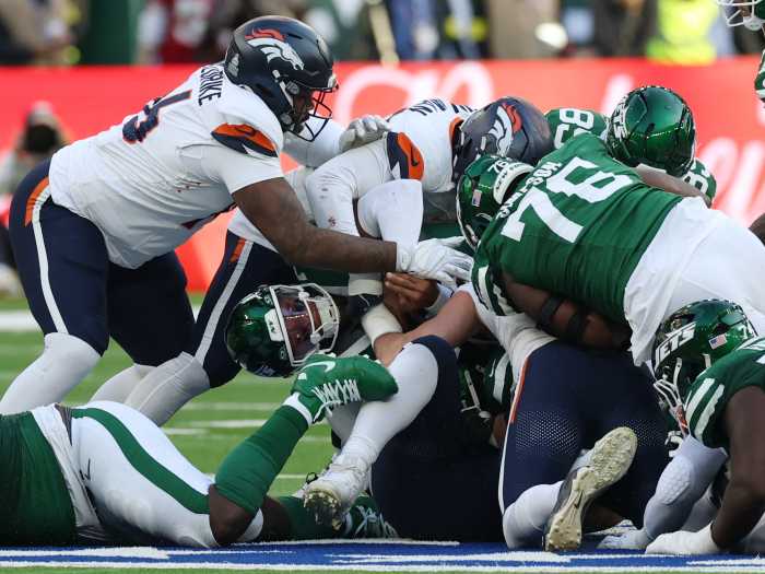 Justin Fields sack Jets Broncos Week 6
