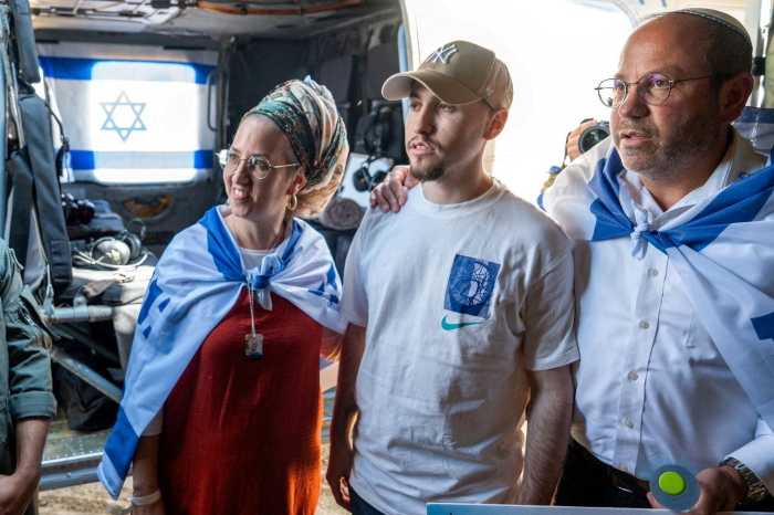 Hostages-prisoners swap deal between Hamas and Israel