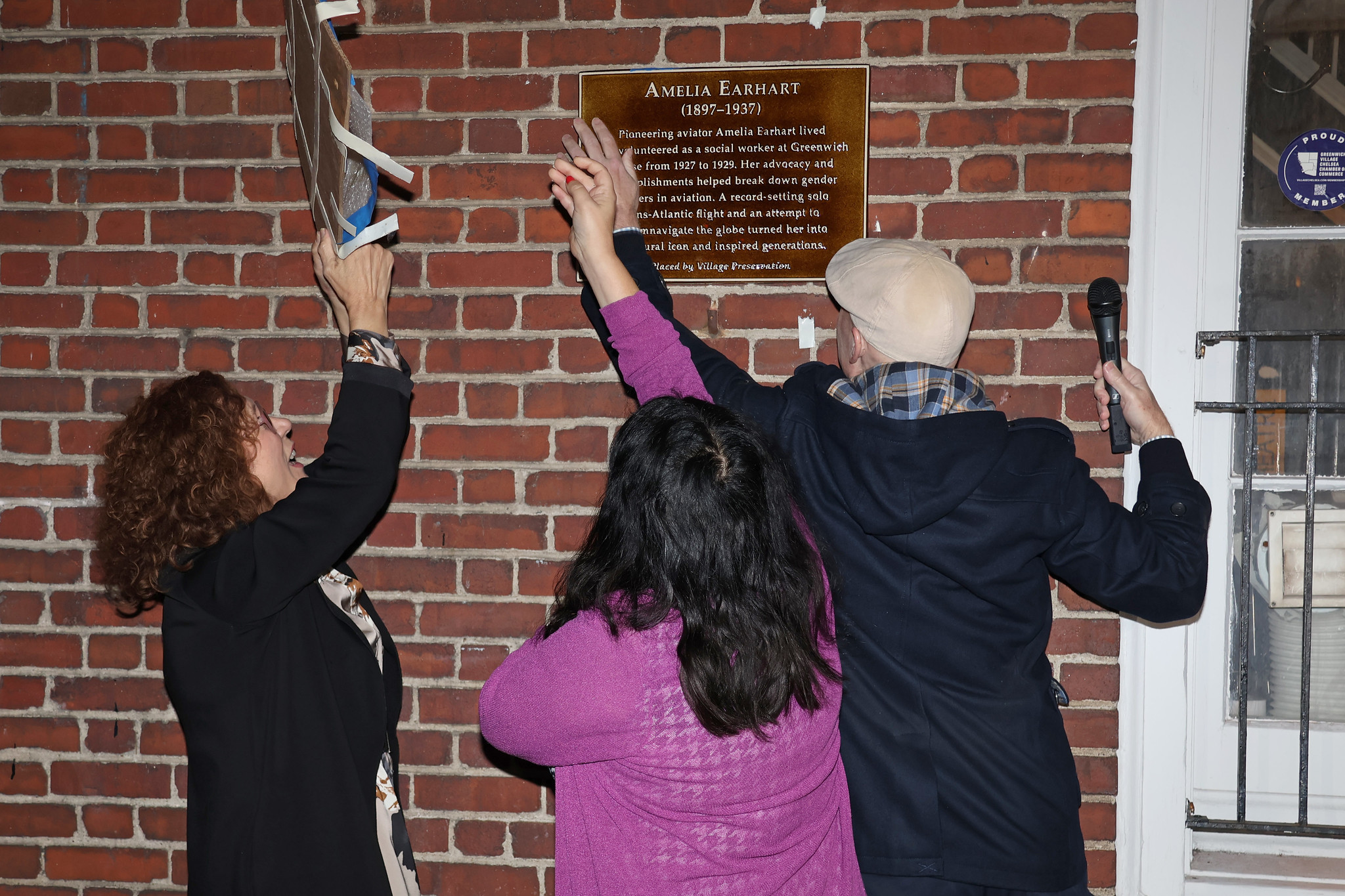 Plaque goes up in the Village honoring Amelia Earhart 2 Village Preservation on October 27 unveiled a plaque honoring “pioneer aviator” Amelia Earhart at Greenwich House.