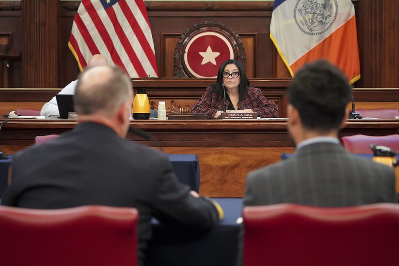 FDNY chief says he would live next to lithium battery storage plant opponents charge battery farms in residential areas a farce' | amNewYork