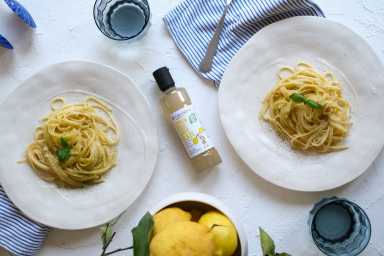 Carandini's new glazes are now available for purchase in the US.