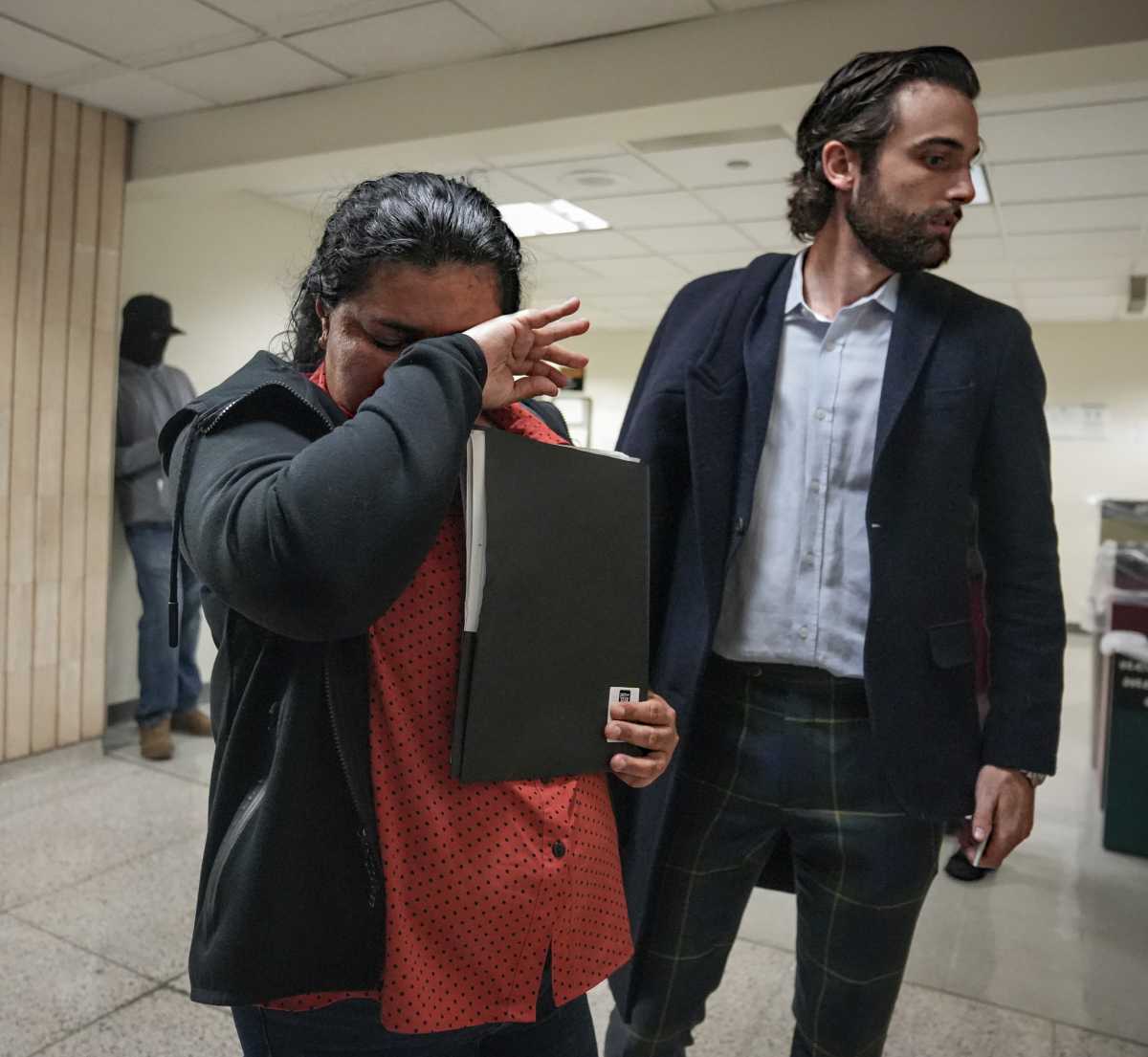 Changing tactics? ICE takes entire families into custody for questioning inside 26 Federal Plaza in detainment strategy 3