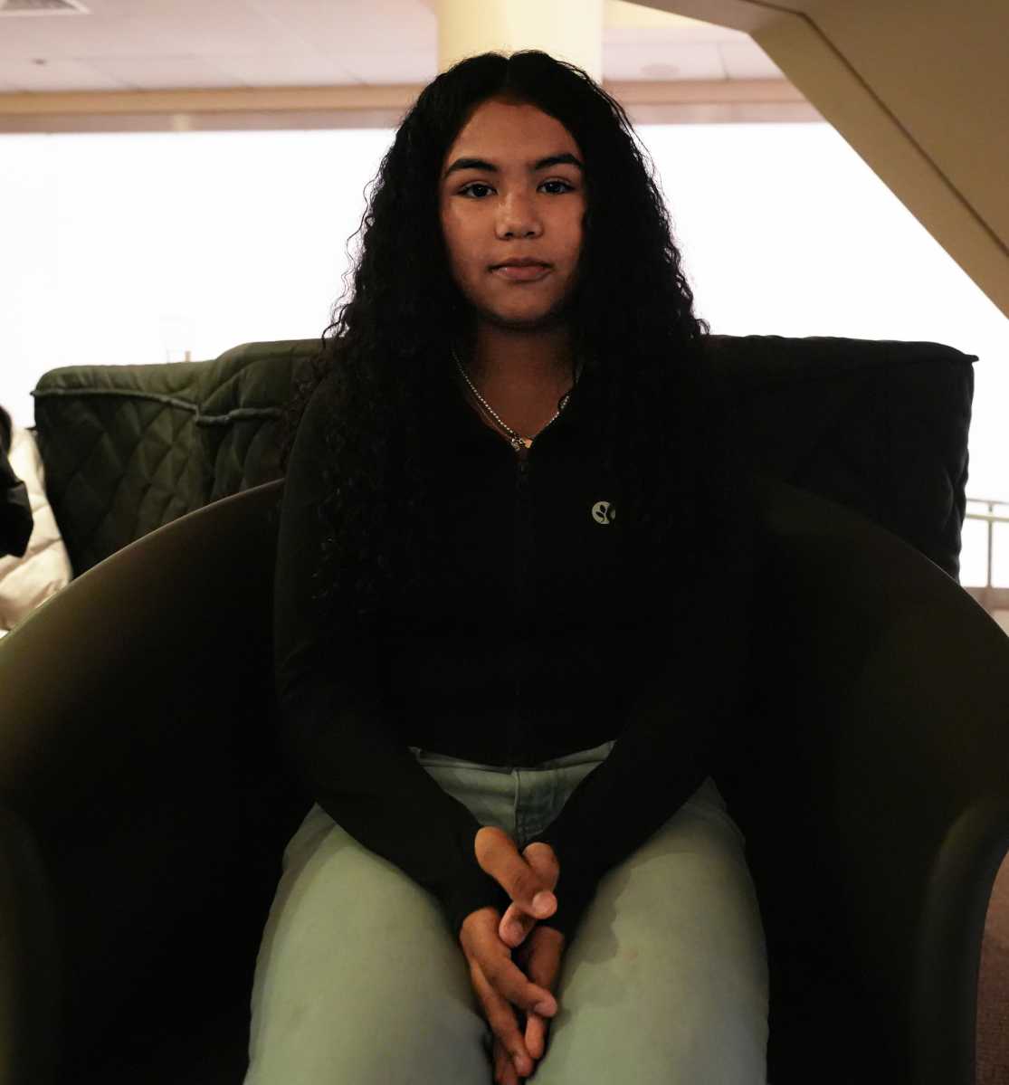 ICE trauma in Queens: Mom and daughter recall moment federal agents apprehended their father despite tearful pleas over paperwork 2