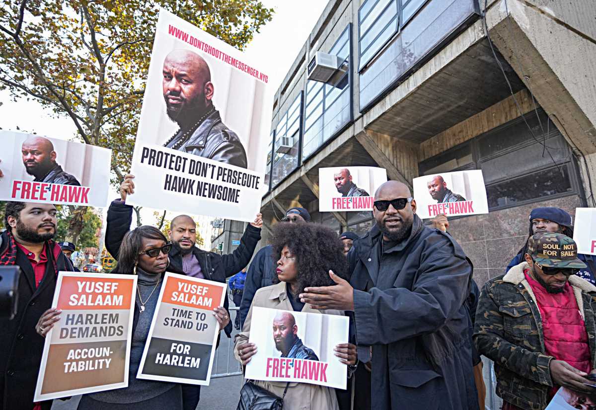 BLM New York founder Hawk Newsome surrenders on Harlem felony assault charges, calls arrest 'political attack' 2