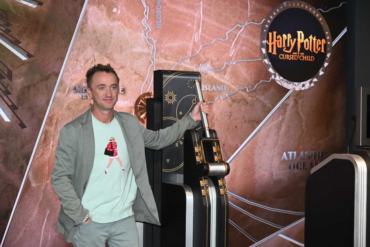 Tom Felton lights the Empire State Building in Slytherin green for Broadway debut | amNewYork