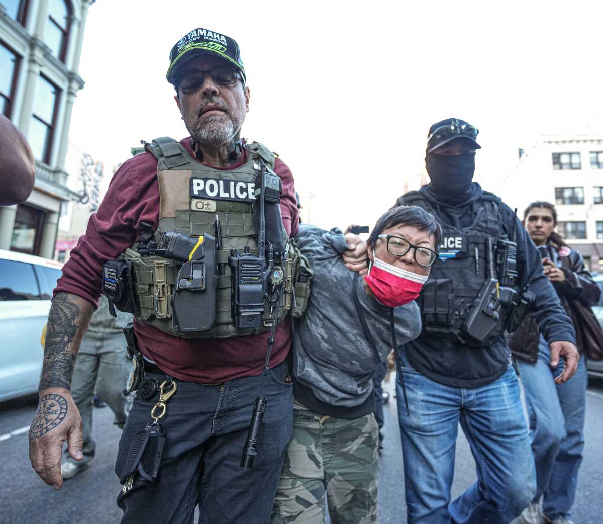 ICE conducts raid on Chinatown’s Canal Street, multiple people detained as New Yorkers rage