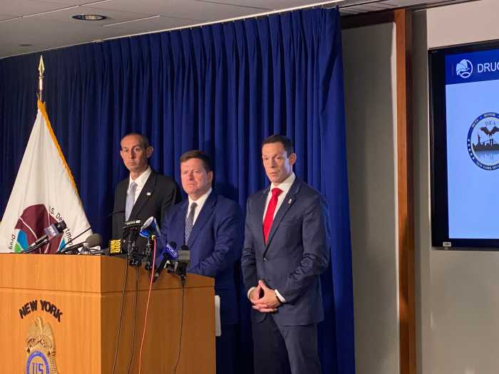 Washington Square Park drug market dismantled; five arrests linked to overdose death of Robert De Niro’s grandson 5