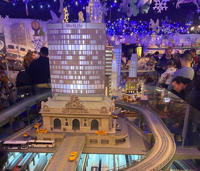 Miniature Grand Central Terminal and MetLife Building as part of New York Transit Museum Train Show