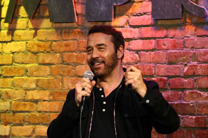 Jeremy Piven doing standup comedy