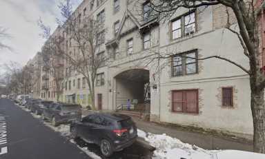 A view of 115 East Mosholu Parkway North in the Norwood section of the Bronx, where police discovered a 53-year-old woman dead inside her apartment on Oct. 23