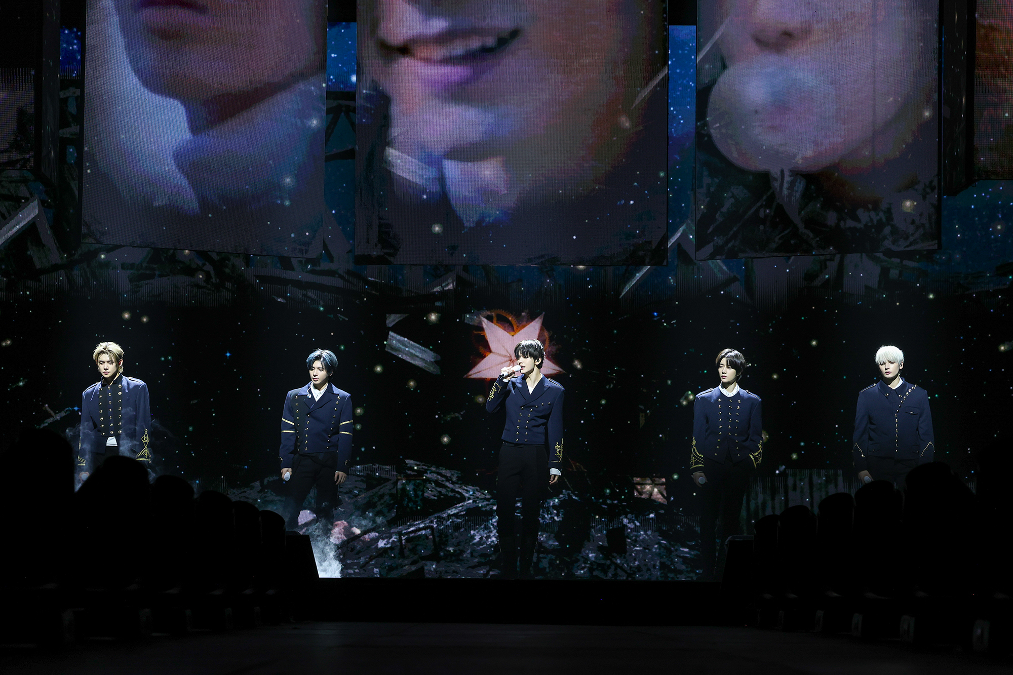 ‘TOGETHER FOR TOMORROW:’ TXT launches global campaign for mental health and holds two nights of 'MAGIC' at the Prudential Center 5 TXT at the Prudential Center.