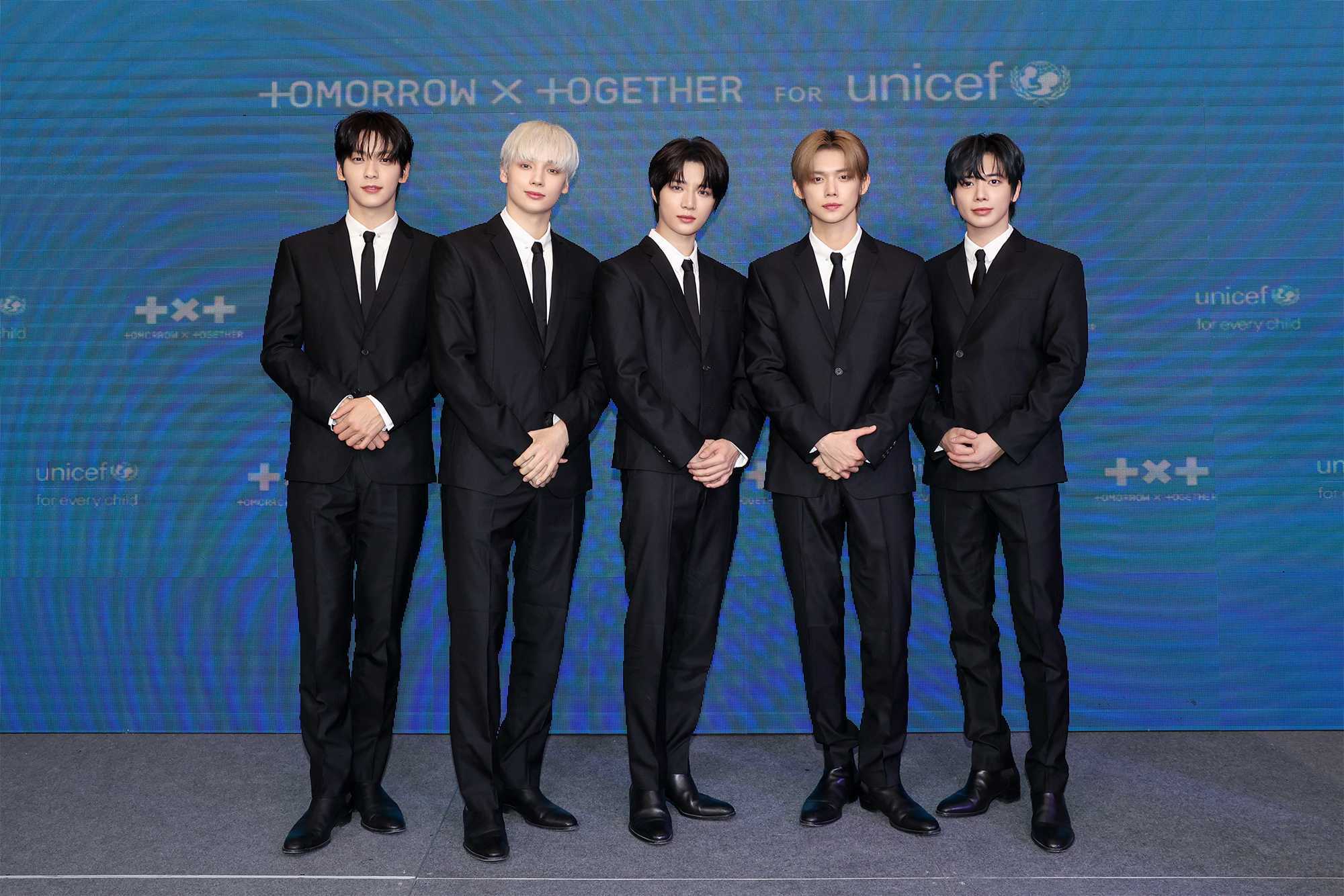 ‘TOGETHER FOR TOMORROW:’ TXT launches global campaign for mental health and holds two nights of 'MAGIC' at the Prudential Center 3 TXT with UNICEF.