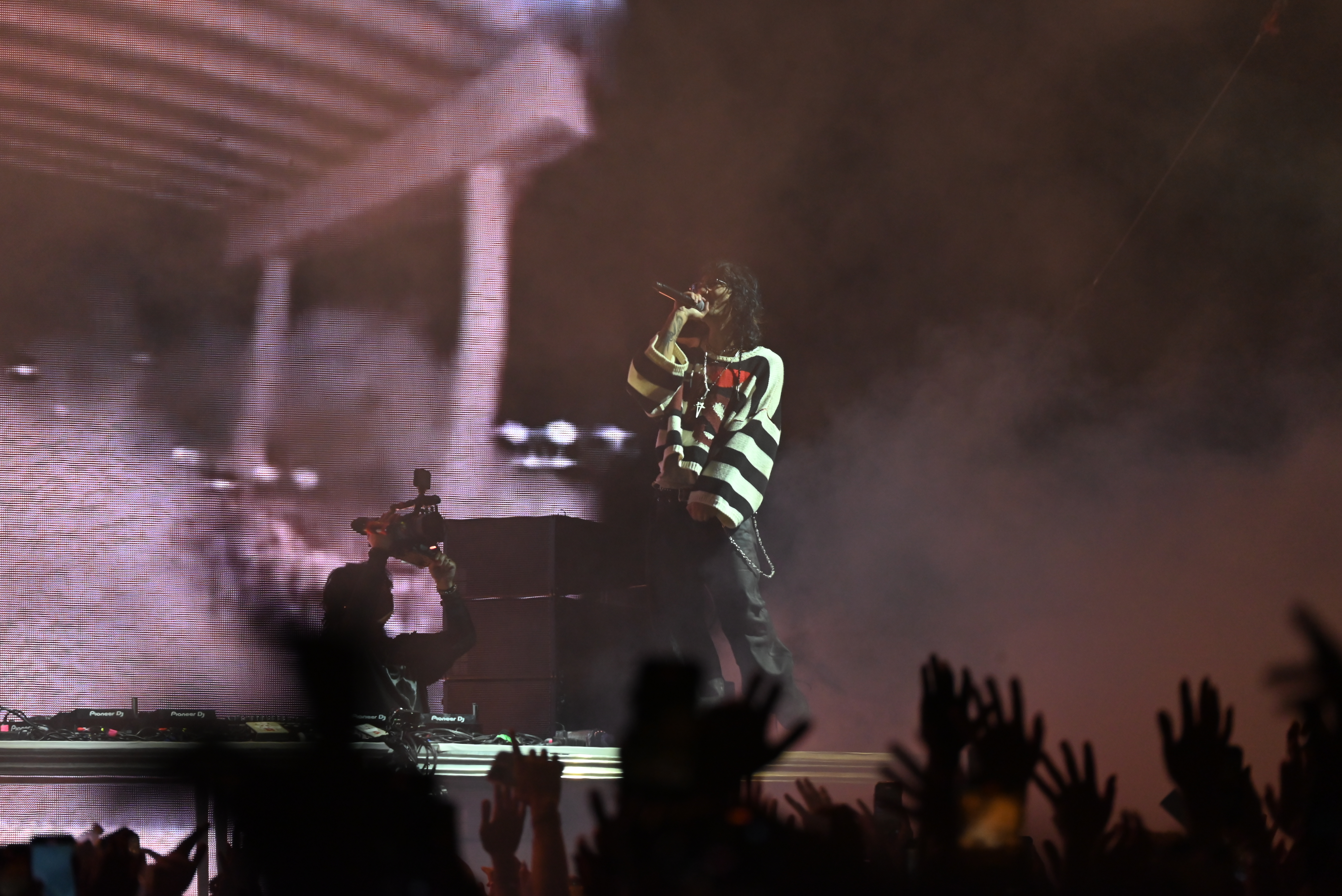 Thousands screamed jumped and screamed for ISOxo