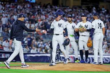 Aaron Boone Luke Weaver Yankees Red Sox AL Wild Card Game 1