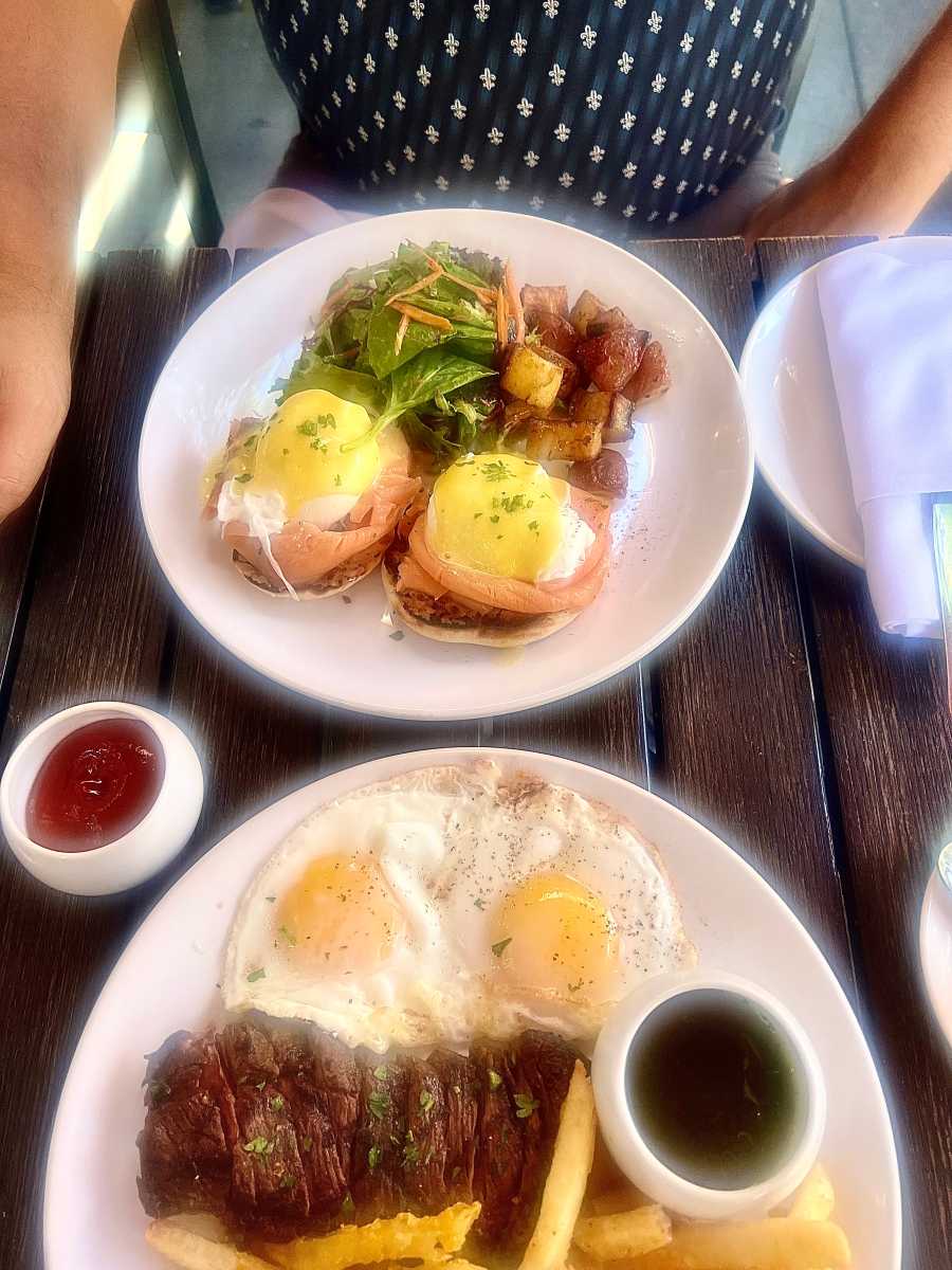 Bella Luna: A classic restaurant worth craving on the Upper West Side 3