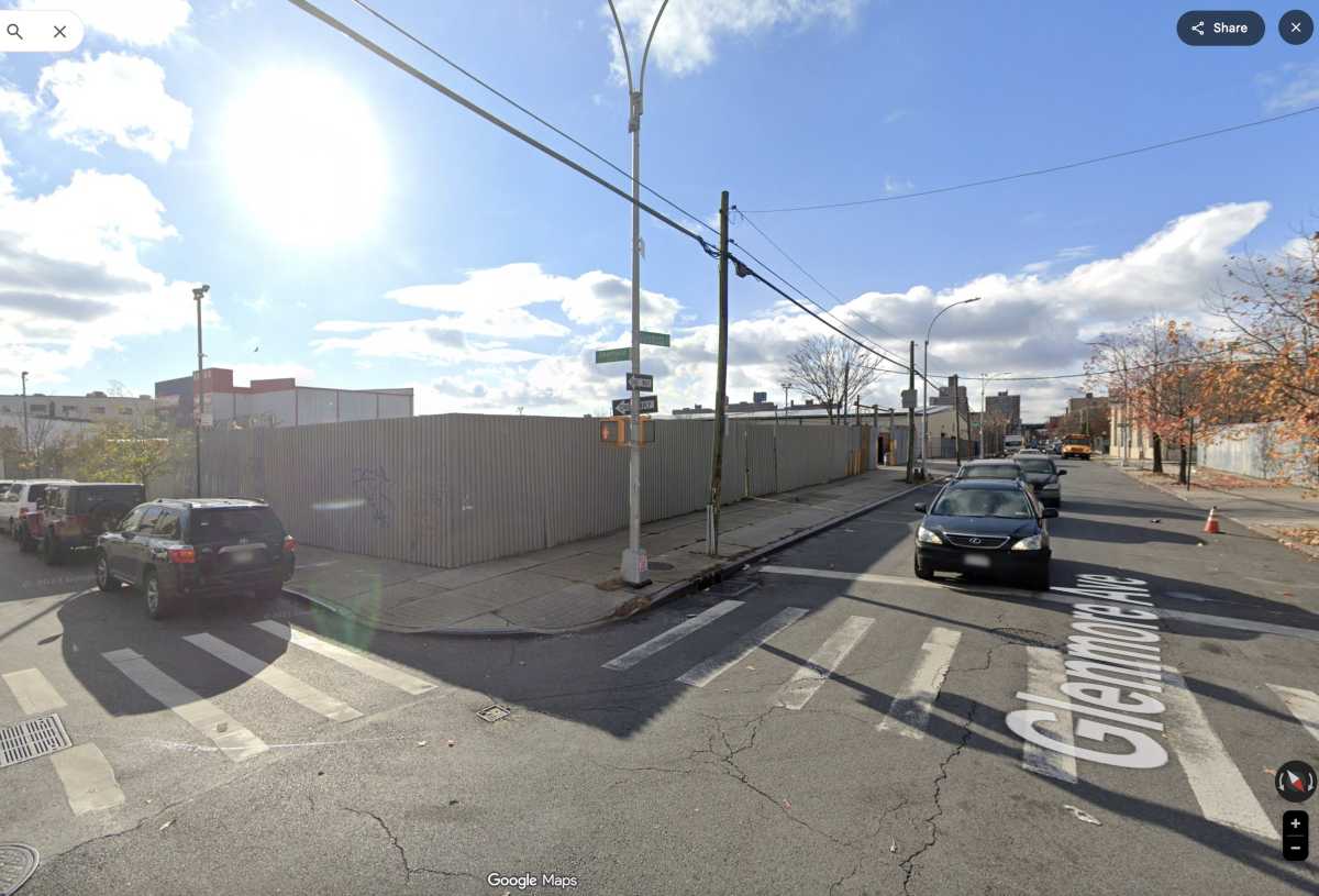intersection during the day in Brooklyn
