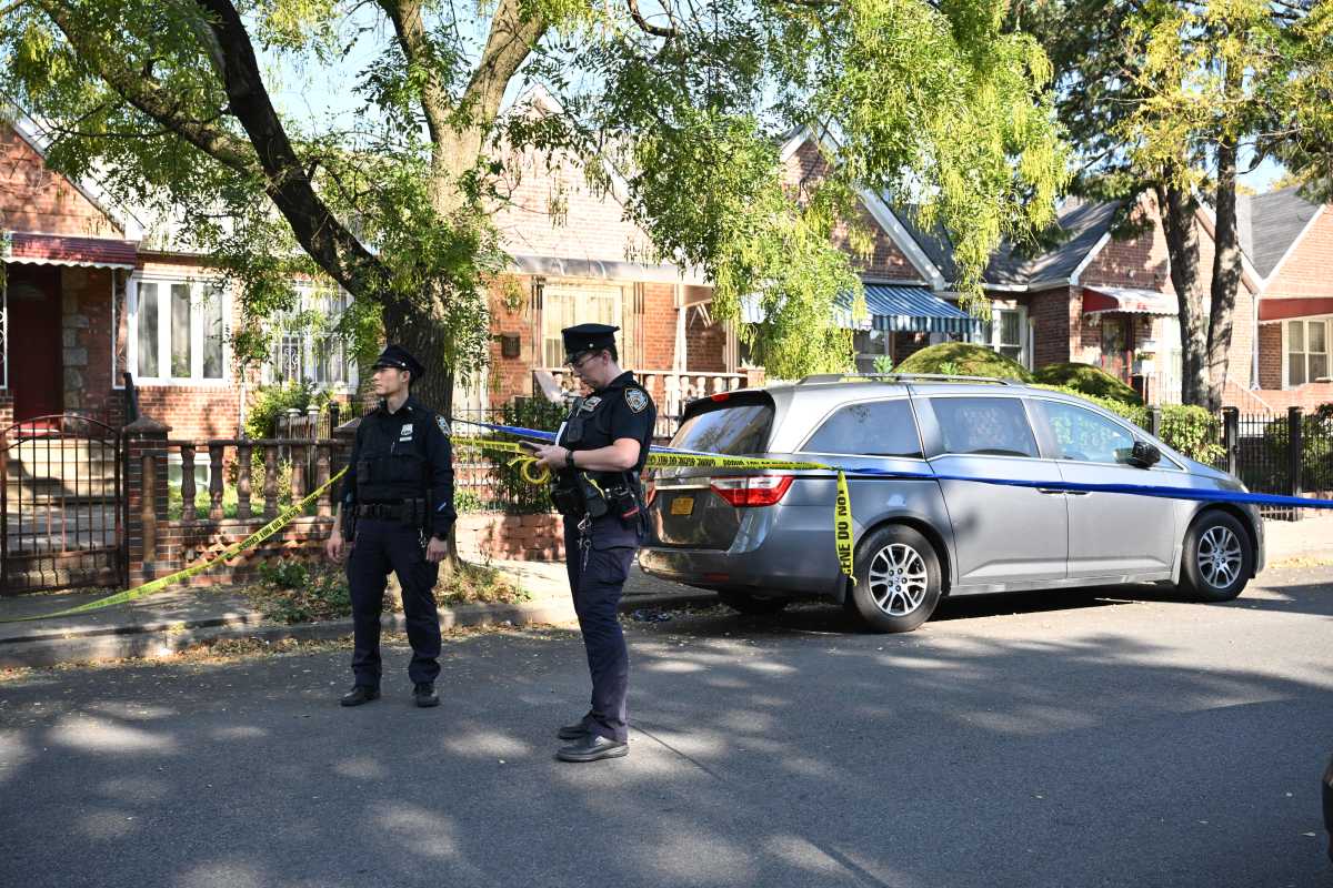 Police officers at scene of Brooklyn police-involved shooting