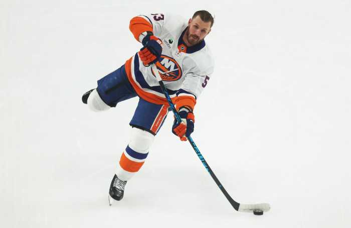 NHL: New York Islanders at Pittsburgh Penguins